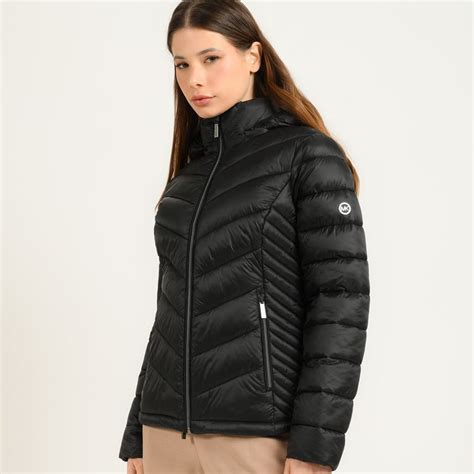 michael kors chaqueta acolchada|Chaqueta acolchada con cuello de piel sintética .